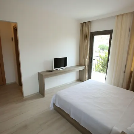 Aria Doria Hotel 2*