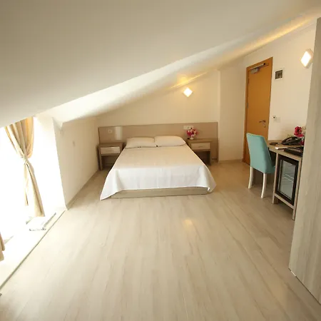 Aria Doria Hotel